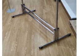 Стійка для одягу L1.5 х H1.5  з виступами 